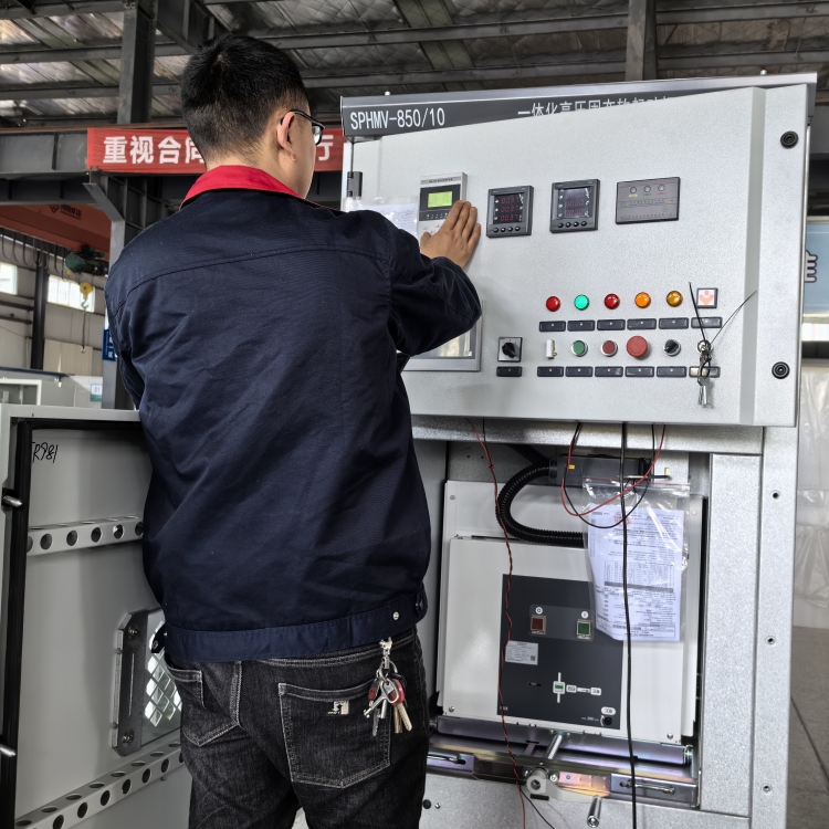 賽克斯電氣(圖)英格索蘭離心機配套高壓固態(tài)軟啟動柜